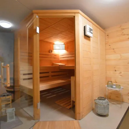 Relaxing In * ستافيلوت